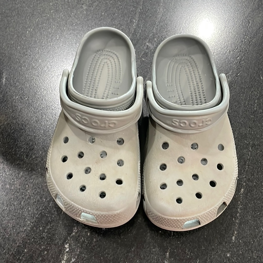Size 4 gray crocs